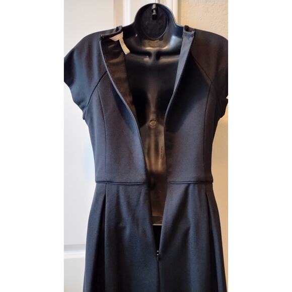Banana Republic short sleeves Black Jewel neckline Dress Size 2 with Pockets - Picture 7 of 13